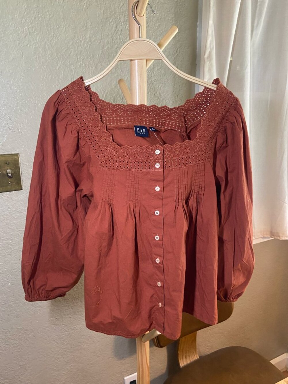 GAP NWT puff sleeve orange top